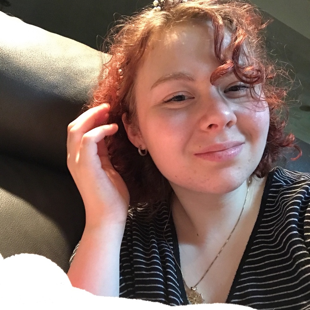 Meet your Posher, Olivia